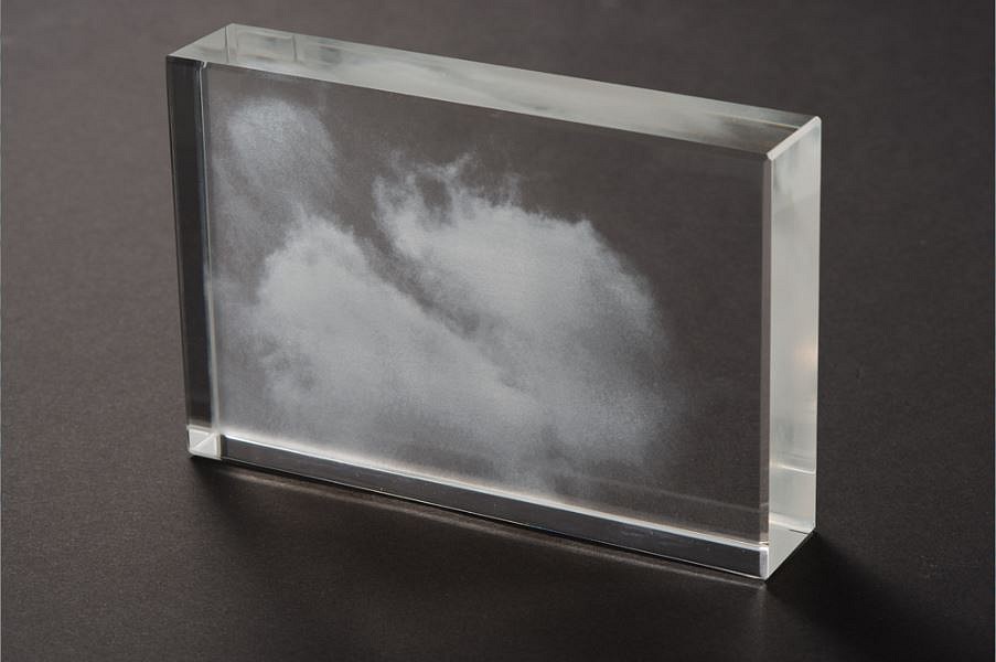 Miya Ando, Kumo Cloud, 2017
Glass, 4 x 6 x 1 in.