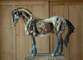 Heather Jansch, Dolores, 2018
Driftwood, Bronze, and Resin, 21 x 25 x 8 in.
&bull;