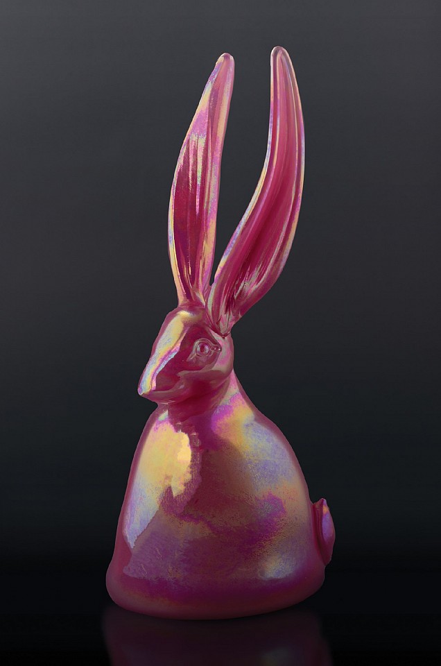 Hunt Slonem, Fuschia Bunny, 2020
Blown Glass, 17 x 8 1/2 x 7 1/2 in. (43.2 x 21.6 x 19.1 cm)
7596