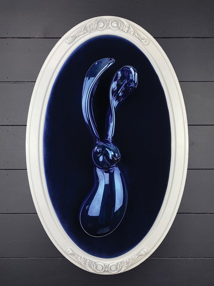 Hunt Slonem, Blue Chrome, 2020
Hand Blown Glass, 27 x 17 x 9 in. (68.6 x 43.2 x 22.9 cm)
7669