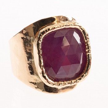 Work: Ruby Sygnet Ring