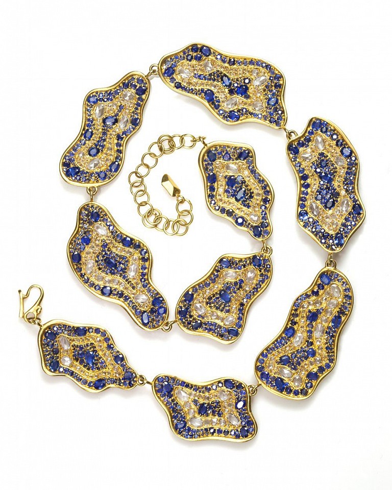 Lauren Harper, Rose Cut Sapphire Statement Necklace
51.47 Carat Rose Cut Sapphires and 18kt Gold
08144
$29,600