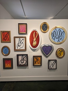 HUNT SLONEM: Fluffle Hutch&nbsp;