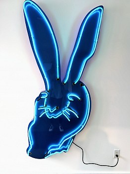 Exhibition: BRIGHT &amp; BEAUTIFUL VI: A Holiday Group Exhibition, Hunt Slonem