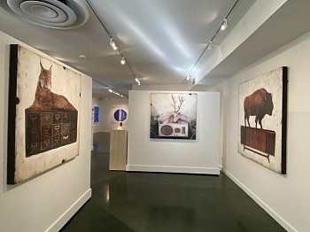 BRIGHT & BEAUTIFUL VI: A Holiday Group Exhibition&nbsp;